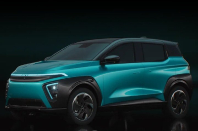 В Нижнекамске показали отечественный электромобиль &laquo;Атом&raquo;