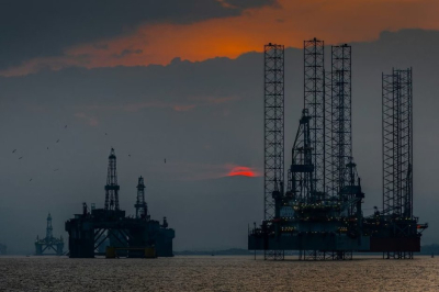 США допустили отказ от смягчения ограничений на российскую нефть