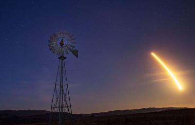 Ракета SpaceX в воскресенье выведет на орбиту группу разведывательных аппаратов США