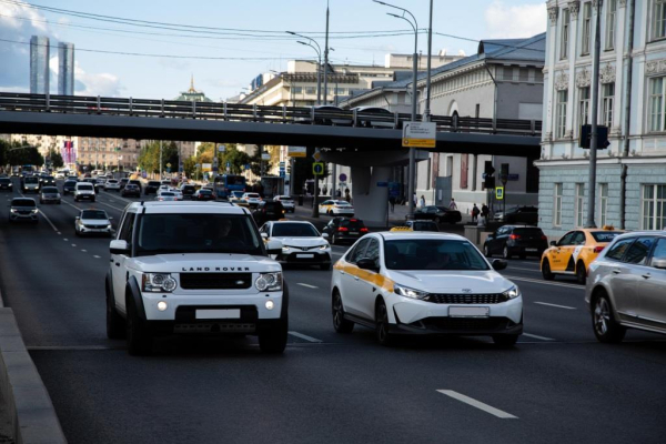 Самый дорогой госномер в России оценили более чем в 2,1 млрд рублей