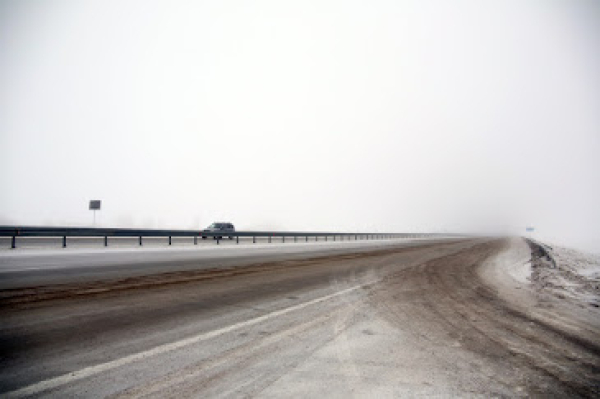 В двух областях закрыли дороги из-за непогоды