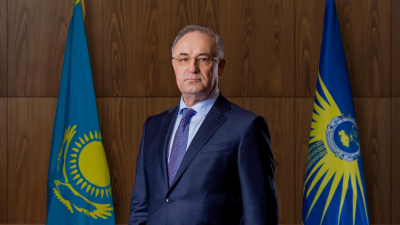 Рашит Ахметов освобожден от должности члена Высшей аудиторской палаты