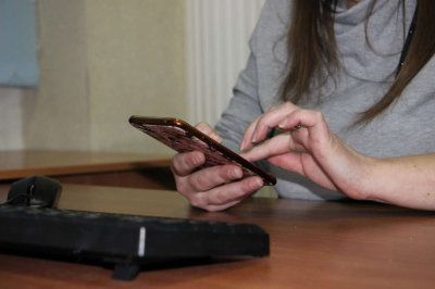 В Талдыкоргане 15 человек уже год ждут купленные «по предзаказу» телефоны
