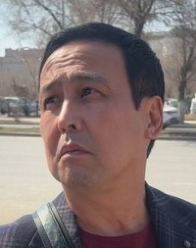 Нужны ли городу субботники, и кто должен убирать на улице и во дворах?