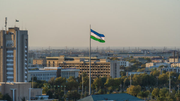 Сосед Казахстана объявляет о годовых налоговых каникулах