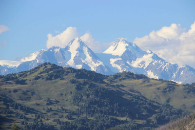 Казахстан, Франция и Вьетнам стали лидерами по росту туристических бронирований