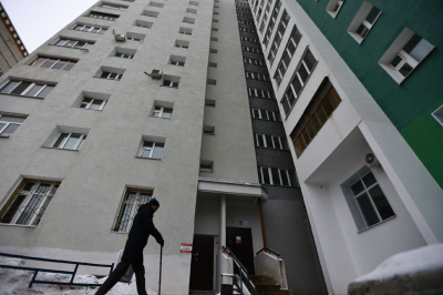 Россиянам грозит штраф до&nbsp;15&nbsp;тысяч за хранение колясок и велосипедов в подъезде