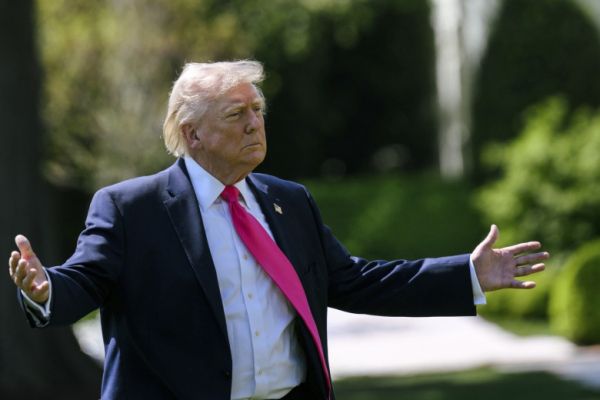 Трамп раскрыл, как объяснял папе римскому необходимость бомбить Иран