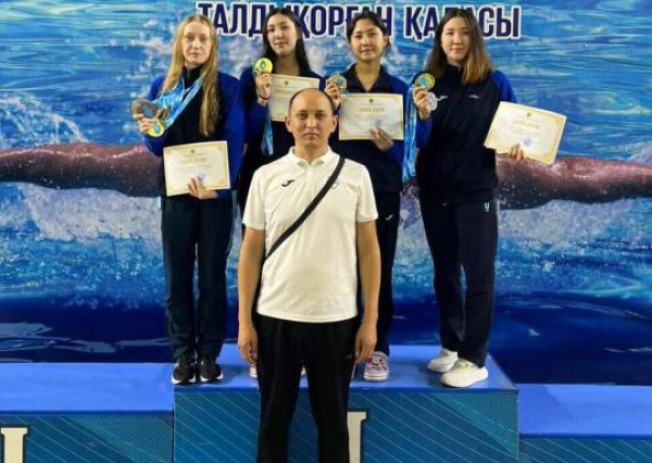 Двухлетний рекорд в плавании обновили в Казахстане