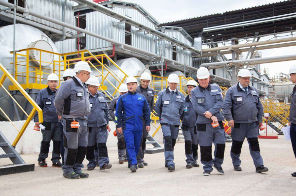 Глава КМГ обсудил с руководством Павлодарского НХЗ итоги ремонтов и планы развития