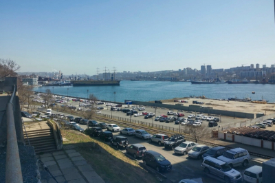 Парковку на Корабельной Набережной закроют на время салюта в честь Дня Победы во Владивостоке