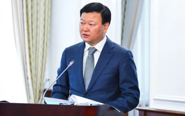 Новым советником президента Казахстана стал бывший министр здравоохранения Алексей Цой