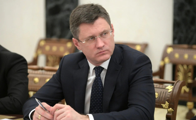 Новак: власти решили снизить норматив продажи бензина на бирже до 10%