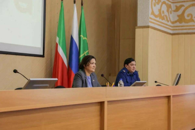 Глава Альметьевска поручила усилить контроль за продажей алкоголя несовершеннолетним