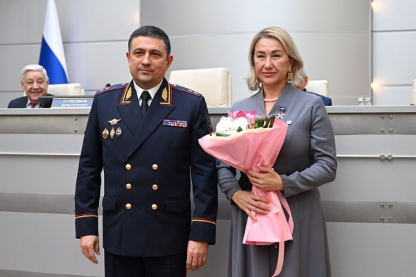 Министру культуры Татарстана вручили награду за содействие МВД