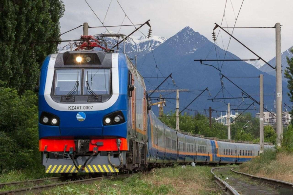 Нацперевозчик объявил осенние скидки до 40% на ж/д билеты: какие направления вошли?