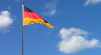 В ФРГ во время поиска пасхальных яиц мужчины нашли флакон, содержащий полоний