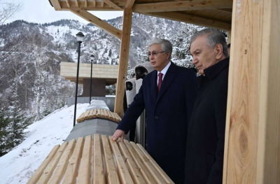 Токаев и Мирзиёев осмотрели горнолыжный кластер Алматы