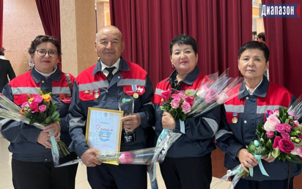 Почти 300 лет – стаж актюбинской семьи на одном заводе