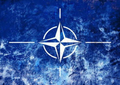 Противоречия между США и Европой могут привести к распаду НАТО